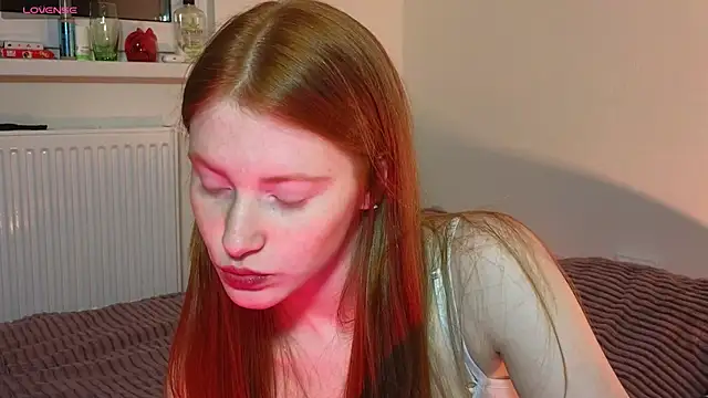 Snapshot of MiaKeler chatting on January 2025 10:31:02 PM MiaKeler online show from January 2025 10:31:02 PM