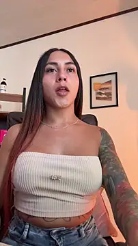 Snapshot of jesica__simpson chatting on June 2026 09:25:02 PM jesica simpson online show from June 2026 09:25:02 PM