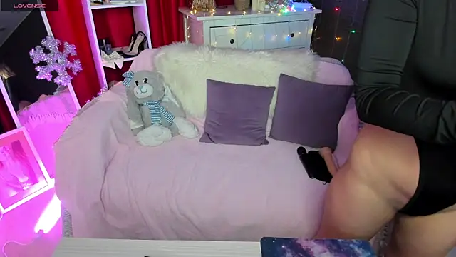 Queen baby online show from December 2024 01:20:02 AM