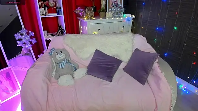 Queen baby online show from December 2024 05:53:01 AM