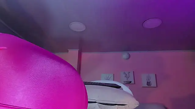 Patty jenkinss  online show from March 2025 03:14:01 AM