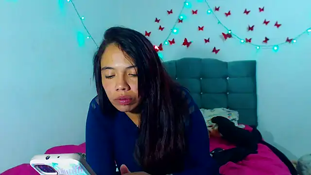 Snapshot of AmaraRoberts420 chatting on January 2025 02:50:02 AM AmaraRoberts420 online show from January 2025 02:50:02 AM