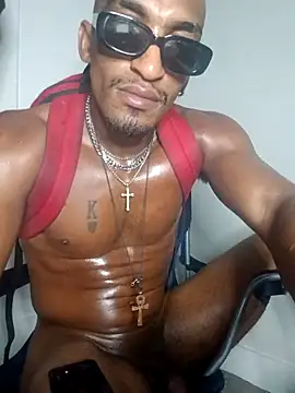 Snapshot of AndreMillz69 chatting on October 2025 07:16:01 AM AndreMillz69 online show from October 2025 07:16:01 AM