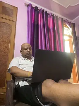 Snapshot of Dick_6inches chatting on October 2025 03:06:02 AM Dick 6inches online show from October 2025 03:06:02 AM