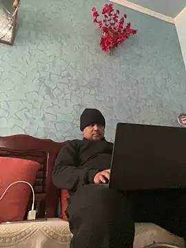 Snapshot of Dick_6inches chatting on December 2025 08:10:02 AM Dick 6inches online show from December 2025 08:10:02 AM