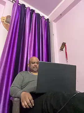 Snapshot of Dick_6inches chatting on January 2026 07:01:02 AM Dick 6inches online show from January 2026 07:01:02 AM