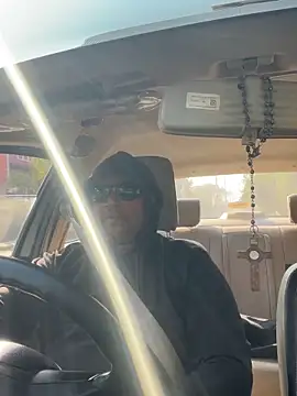 Snapshot of Dick_6inches chatting on February 2026 04:31:01 AM Dick 6inches online show from February 2026 04:31:01 AM