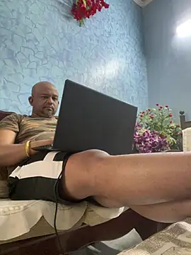 Snapshot of Dick_6inches chatting on February 2026 02:54:01 AM Dick 6inches online show from February 2026 02:54:01 AM