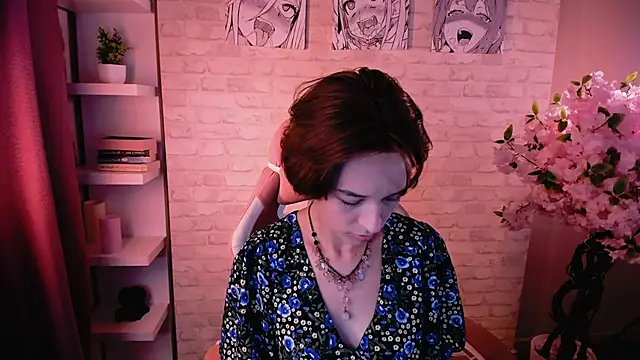 Snapshot of VivianLy_ chatting on September 2025 11:10:01 AM VivianLy online show from September 2025 11:10:01 AM