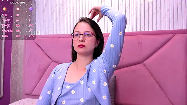 AmbeerWood  online show from September 2025 03:39:01 AM