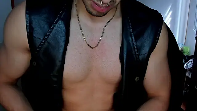Tommy Bred online show from June 2026 07:48:01 PM
