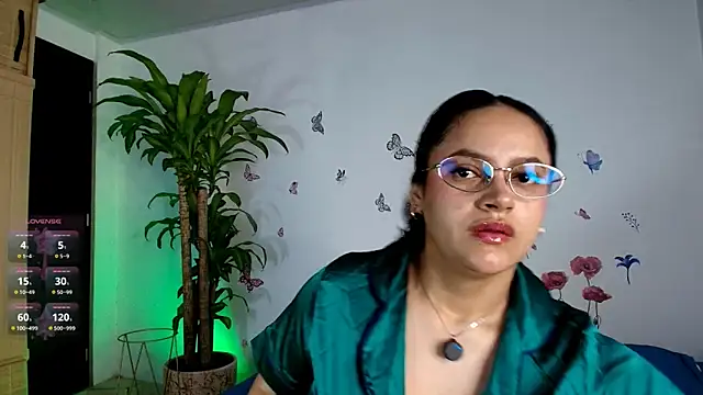 Snapshot of VICTORIABLACK_@xh chatting on May 2026 08:52:01 AM VICTORIABLACK xh online show from May 2026 08:52:01 AM