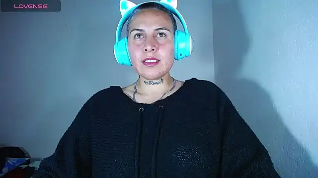 Yessi rousse online show from December 2024 07:18:01 AM