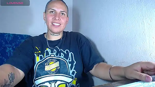 Yessi rousse online show from January 2025 11:44:02 PM