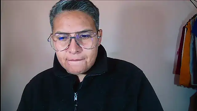 Yessi rousse online show from November 2025 12:04:01 PM