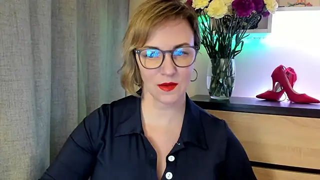 feliziaDesire online show from October 2025 01:11:01 PM