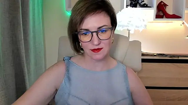 feliziaDesire online show from November 2025 02:00:01 PM