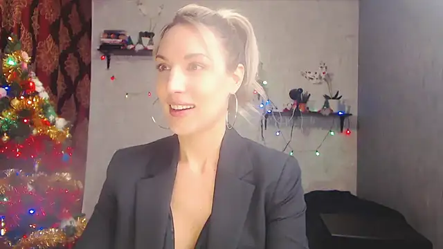 MillaXQueen online show from December 2024 07:26:02 AM