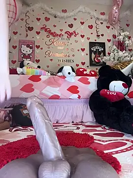 Snapshot of Valentines_Day chatting on June 2026 12:14:02 PM Valentines Day online show from June 2026 12:14:02 PM