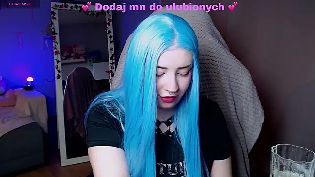 Snapshot of MeowkaUwU_ chatting on May 2026 11:09:01 PM MeowkaUwU online show from May 2026 11:09:01 PM