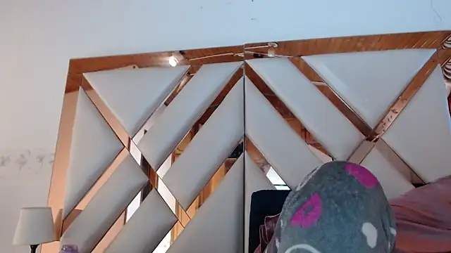 nathaly low1 online show from February 2026 12:48:02 PM