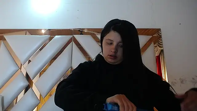 nathaly low1 online show from April 2026 12:54:01 PM