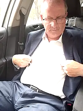 stiffandlubedxh online show from March 2025 01:58:02 AM