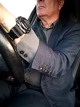 stiffandlubedxh online show from March 2026 08:42:01 PM