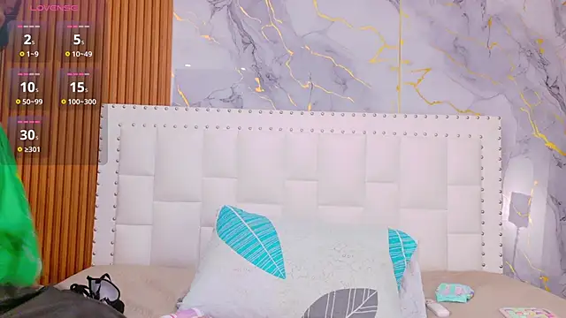 naughty ebonyy online show from January 2026 03:08:02 AM