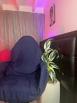 lonely shewolf online show from April 2026 04:15:02 PM