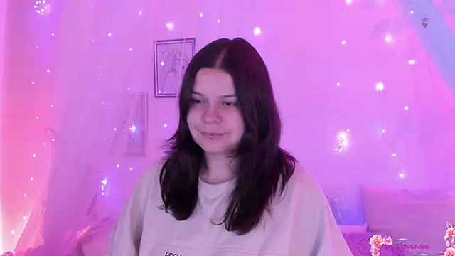 Mey moon online show from September 2025 02:33:02 AM