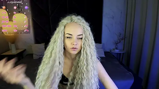 StephanieSweety online show from March 2025 04:54:02 PM