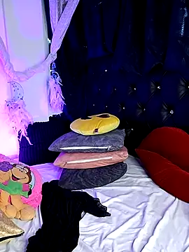 Piafisher1 online show from March 2025 07:15:02 PM