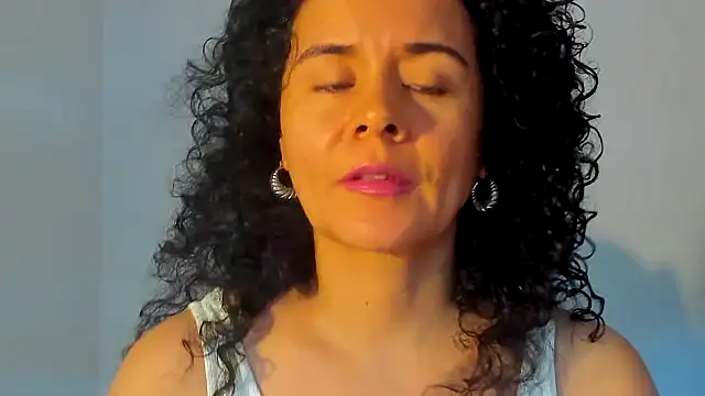 Snapshot of Sami_Hotie1 chatting on November 2025 09:15:01 PM Sami Hotie1 online show from November 2025 09:15:01 PM