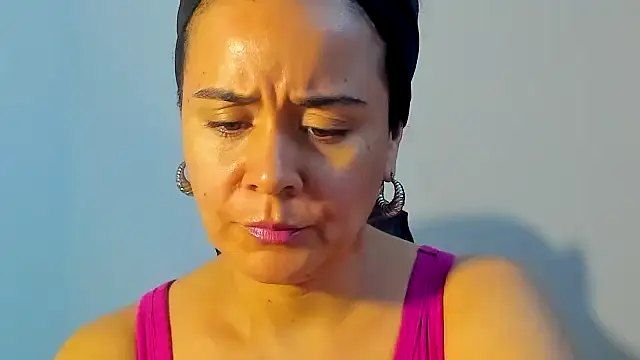 Snapshot of Sami_Hotie1 chatting on November 2025 11:03:01 PM Sami Hotie1 online show from November 2025 11:03:01 PM