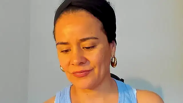 Snapshot of Sami_Hotie1 chatting on November 2025 09:31:02 PM Sami Hotie1 online show from November 2025 09:31:02 PM