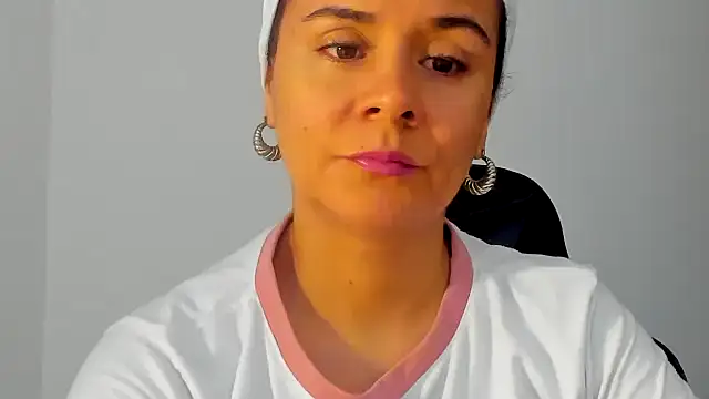 Snapshot of Sami_Hotie1 chatting on November 2025 05:24:01 PM Sami Hotie1 online show from November 2025 05:24:01 PM