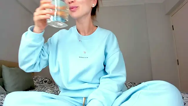 Miya Nika online show from January 2025 02:04:02 AM