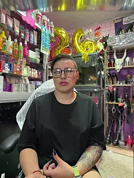 Snapshot of TamySweetness chatting on February 2026 02:13:01 PM TamySweetness online show from February 2026 02:13:01 PM