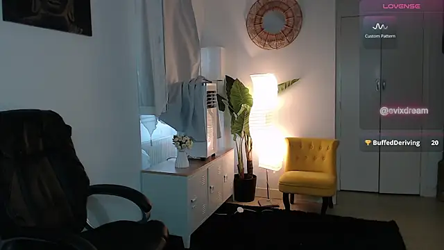 Crystal-dreamt online show from August 2026 02:44:02 PM