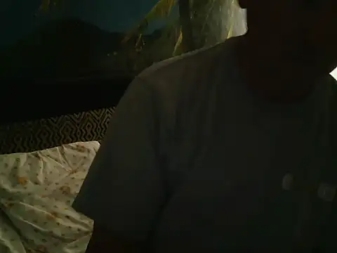 Snapshot of BlondeMisi chatting on March 2026 07:40:01 PM BlondeMisi online show from March 2026 07:40:01 PM