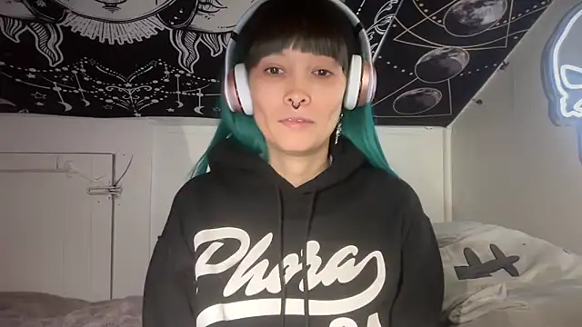 FRRANNKIE online show from January 2025 07:48:01 PM