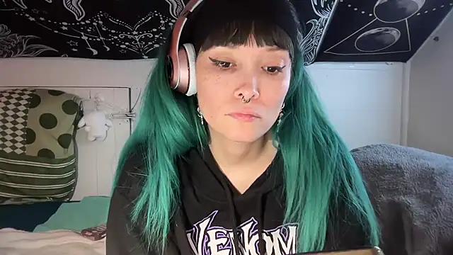 FRRANNKIE online show from February 2025 07:32:02 PM