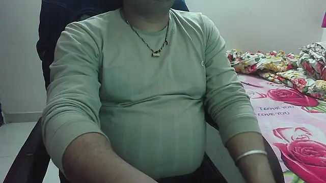 rentarob online show from February 2025 06:20:01 PM