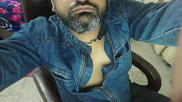 rentarob online show from November 2025 05:45:02 PM