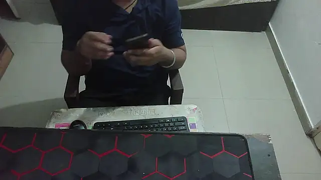 Snapshot of rentarob chatting on May 2026 02:22:01 PM rentarob online show from May 2026 02:22:01 PM