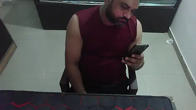 Snapshot of rentarob chatting on May 2026 12:13:02 PM rentarob online show from May 2026 12:13:02 PM