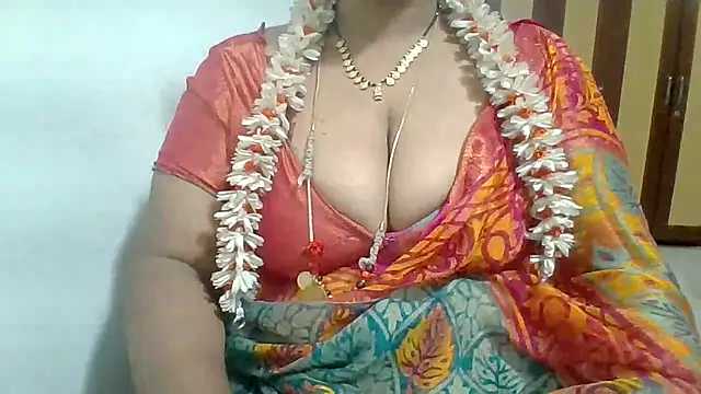 Snapshot of archanatelugu9 chatting on July 2026 12:49:01 AM archanatelugu9 online show from July 2026 12:49:01 AM
