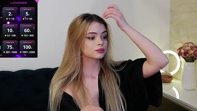 Kailynn Moenn online show from December 2024 06:32:02 PM