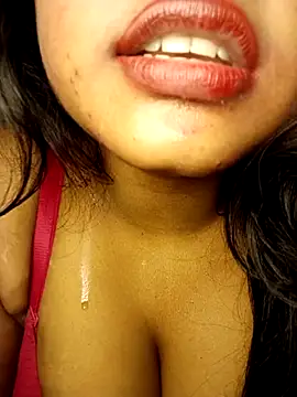 Snapshot of Hotlisa chatting on December 2025 05:28:01 AM Hotlisa online show from December 2025 05:28:01 AM